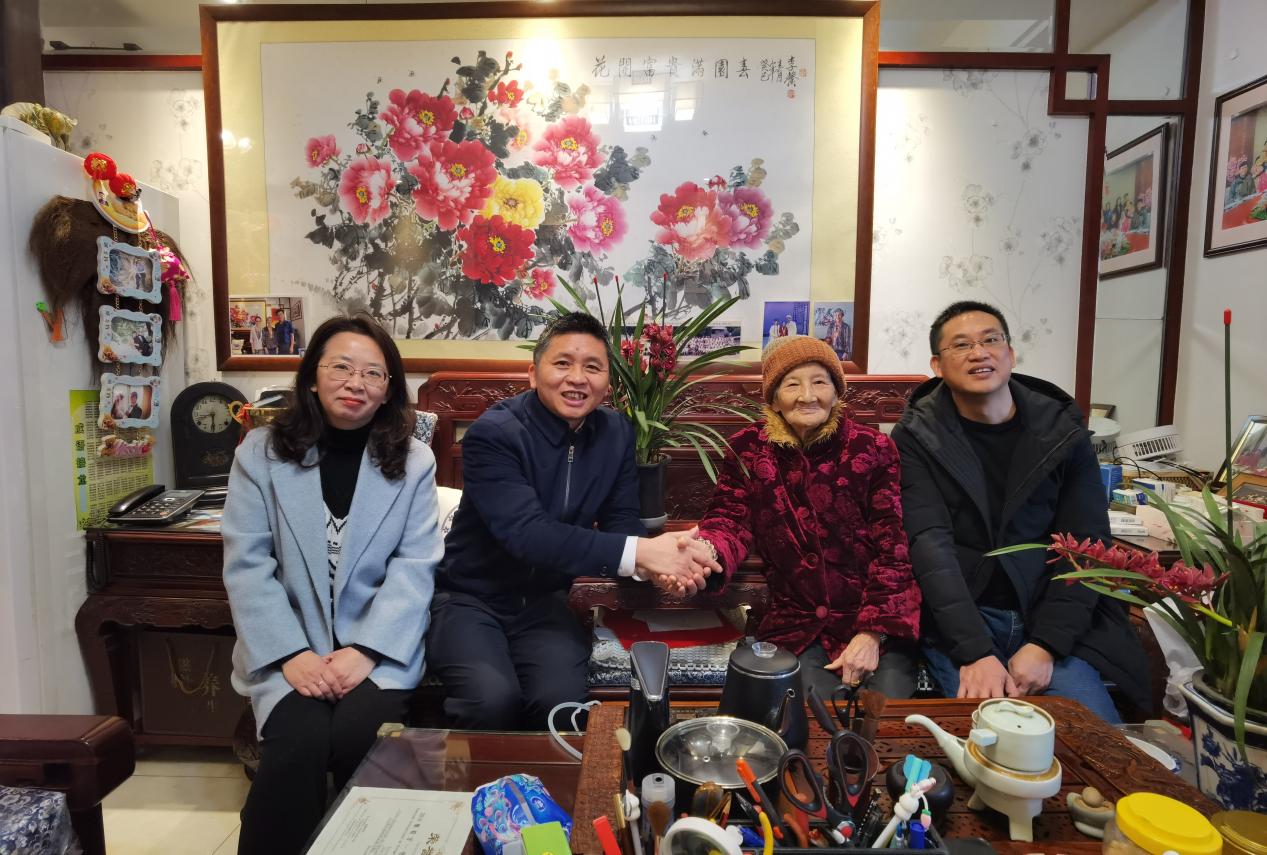 图片20.jpg 图片20.jpg